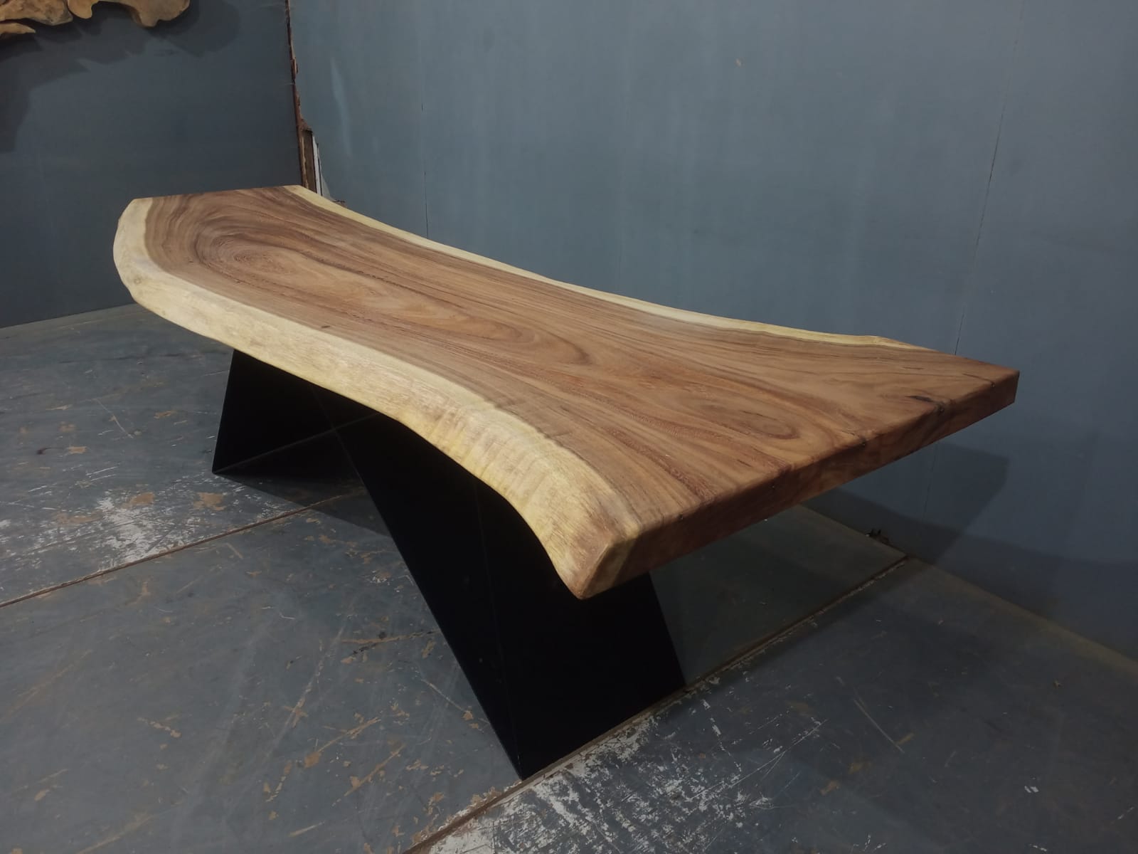 Live Edge Tables