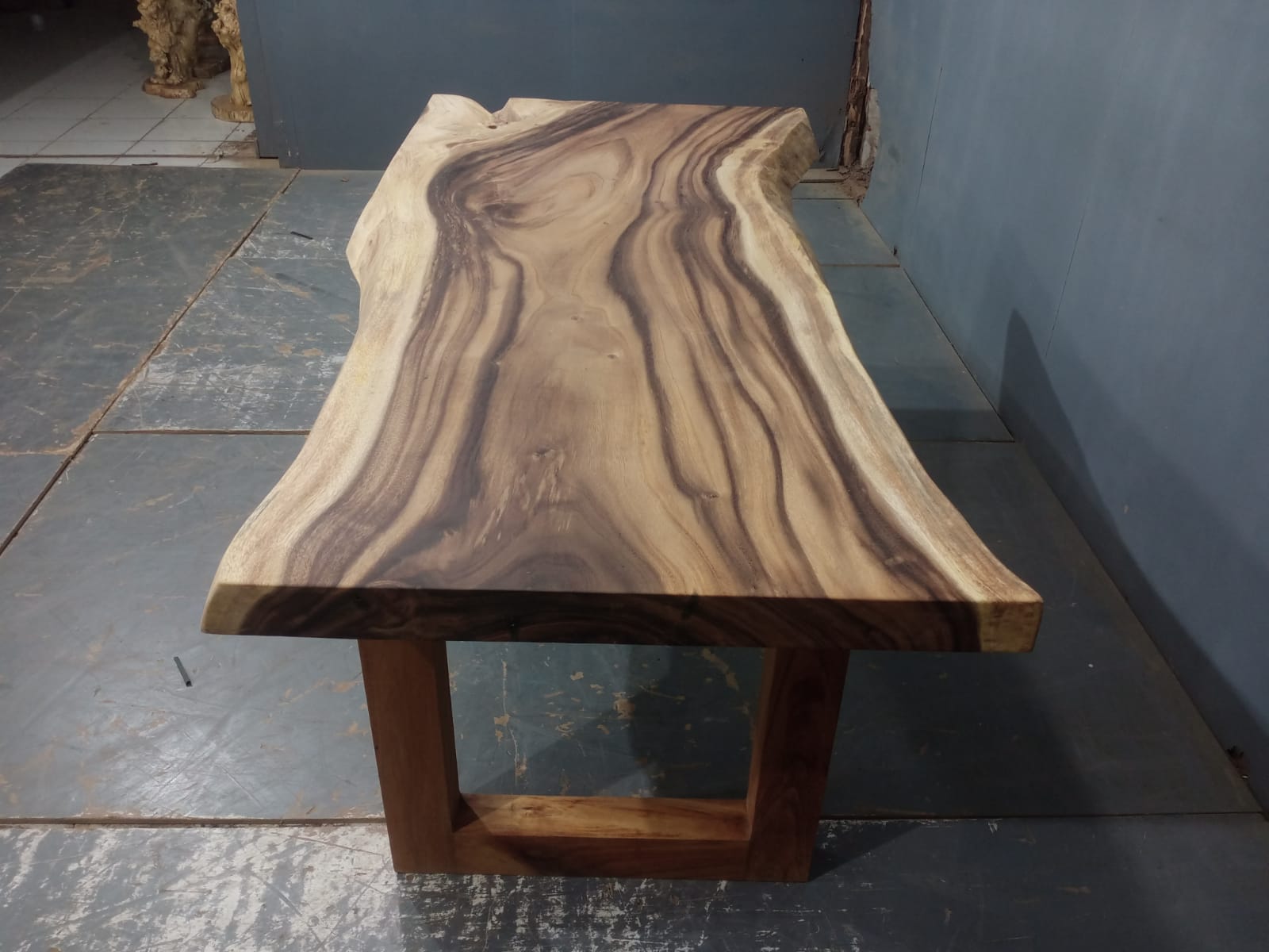 Live Edge Tables