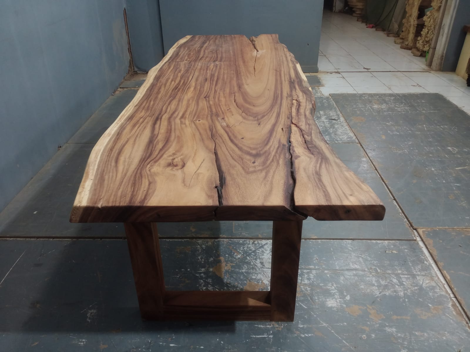 Live Edge Tables