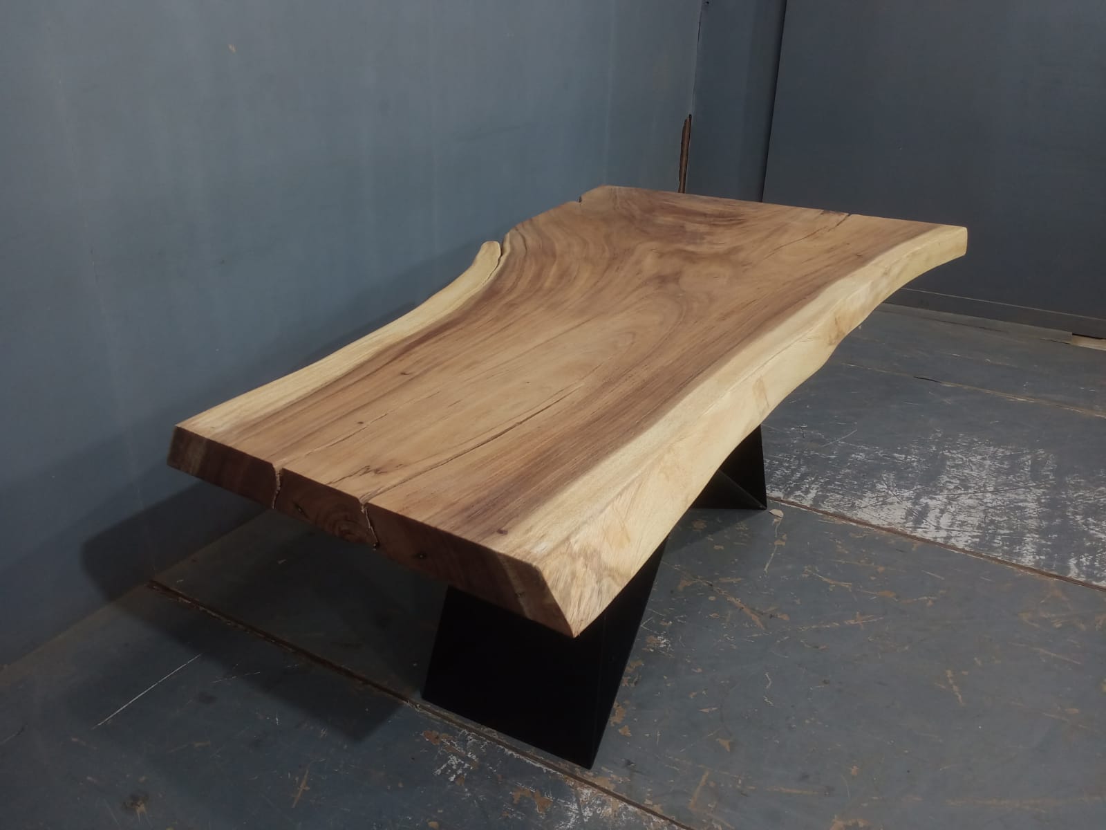 Live Edge Tables