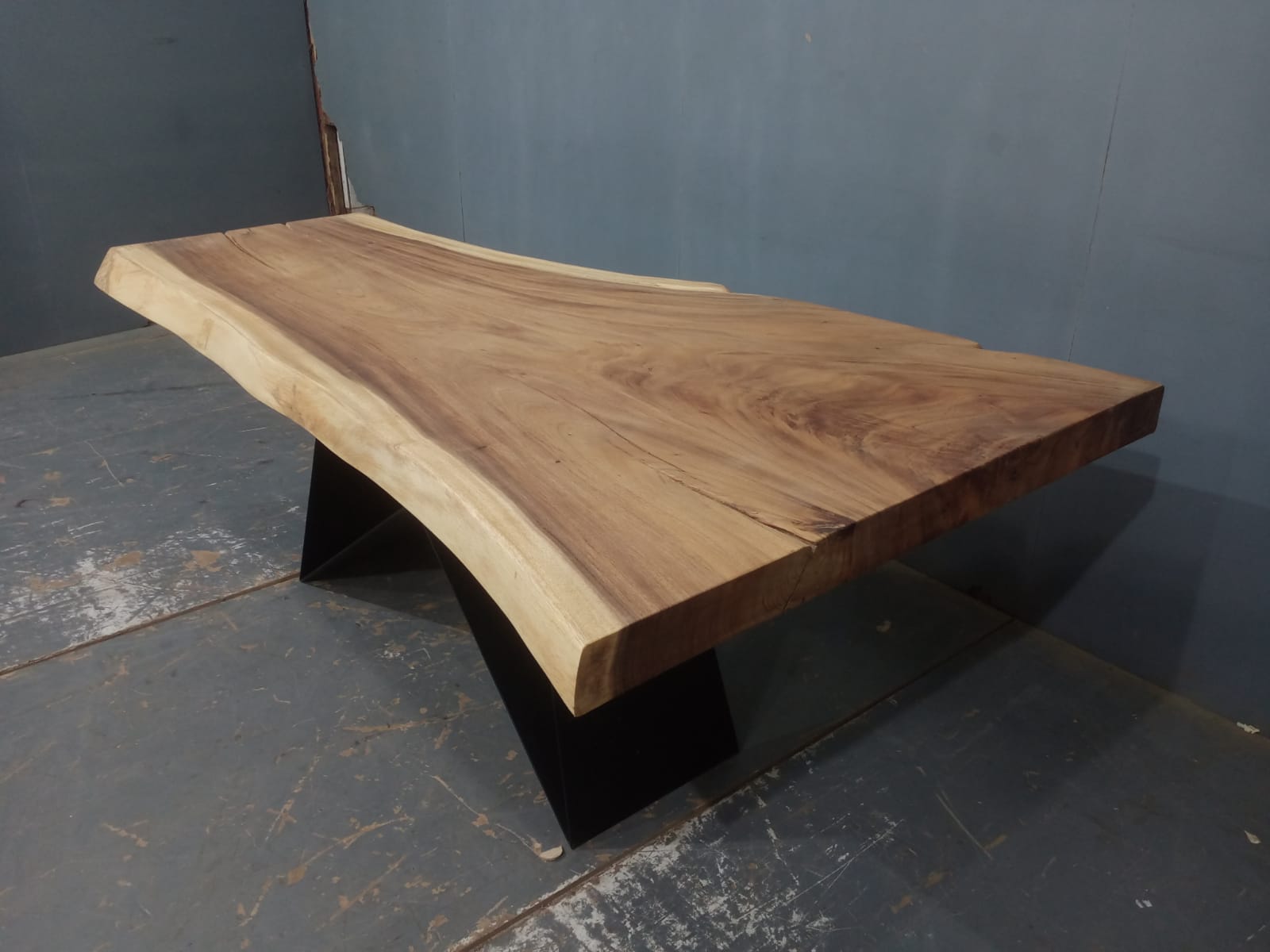 Live Edge Tables