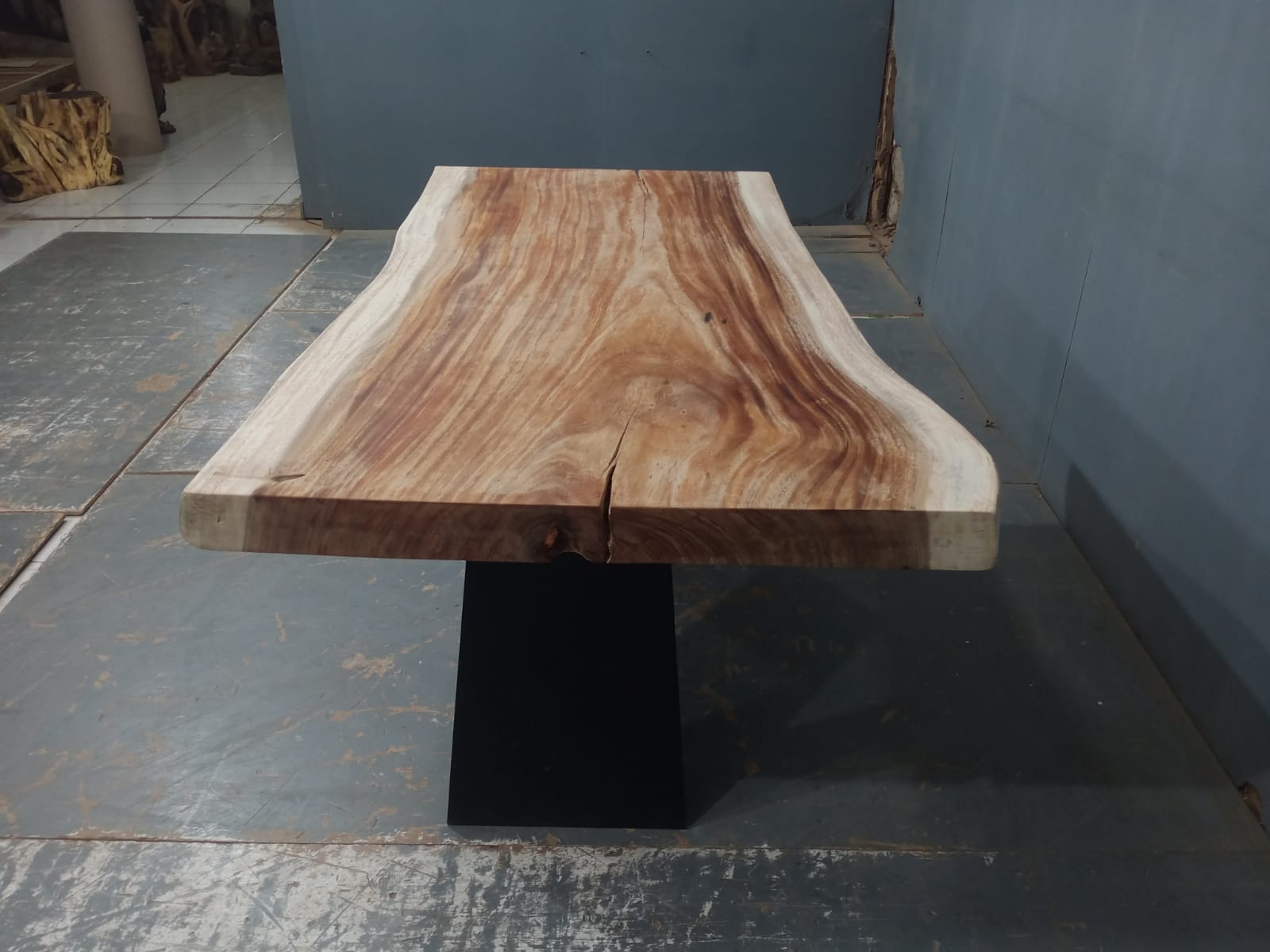 Live Edge Tables