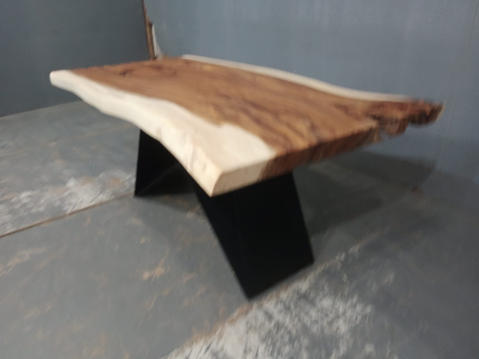 Live Edge Tables