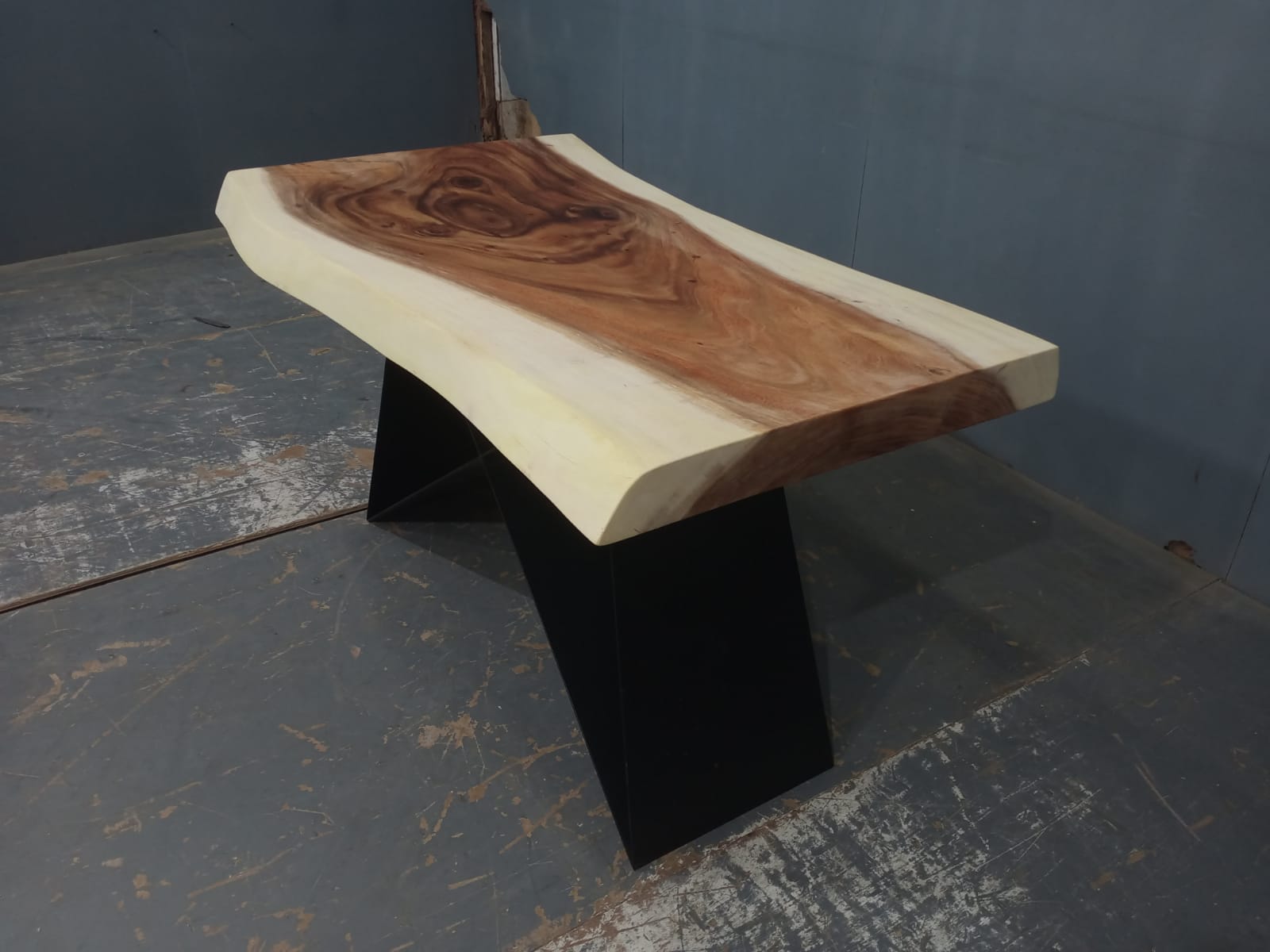 Live Edge Tables