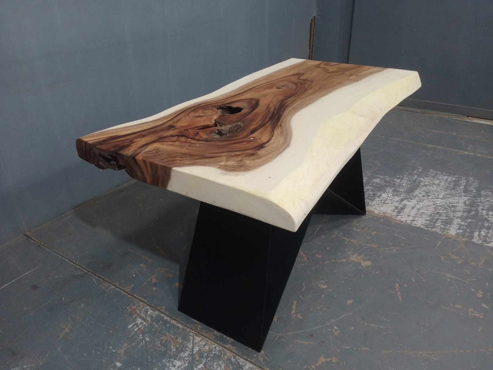 Live Edge Tables
