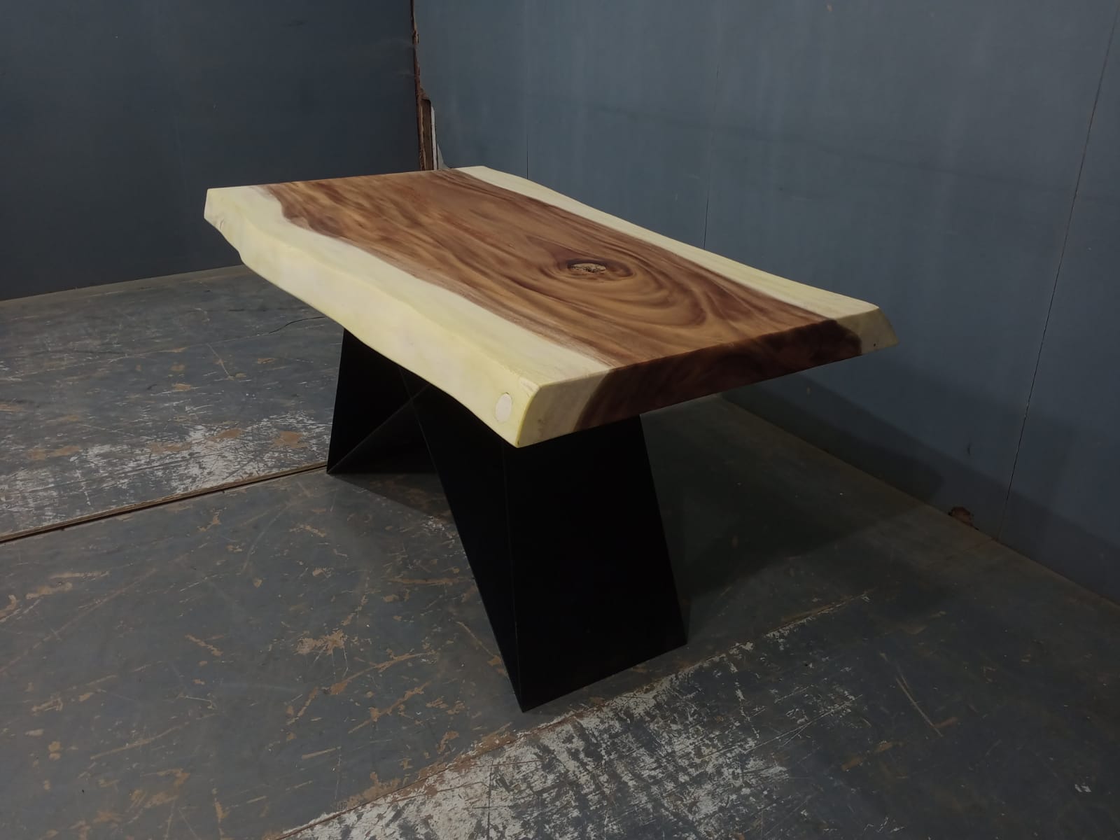 Live Edge Tables
