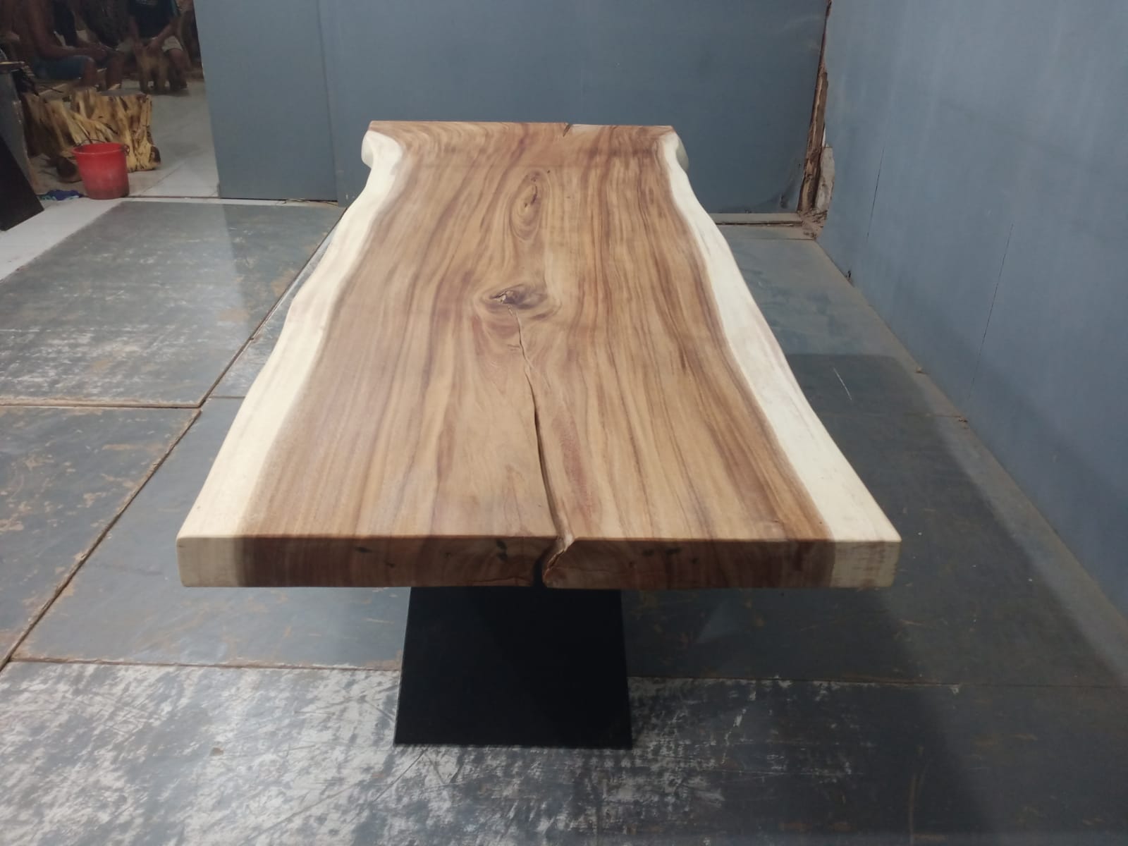 Live Edge Tables