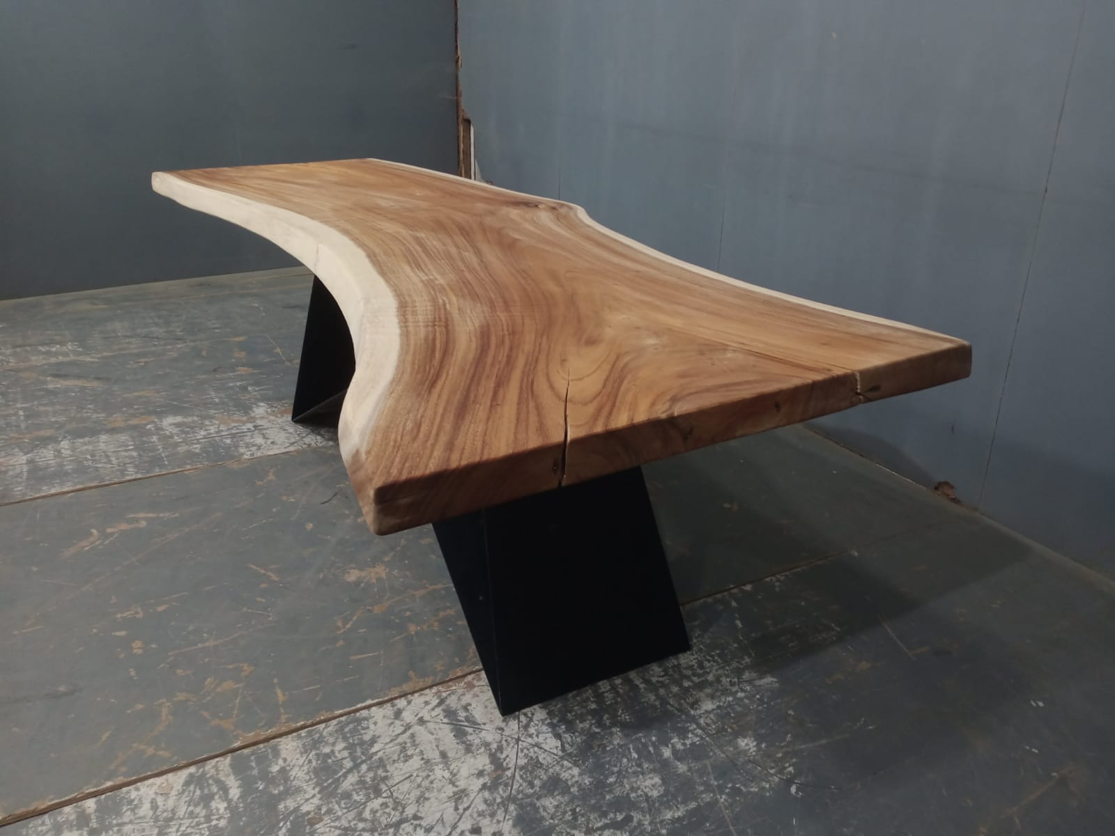 Live Edge Tables