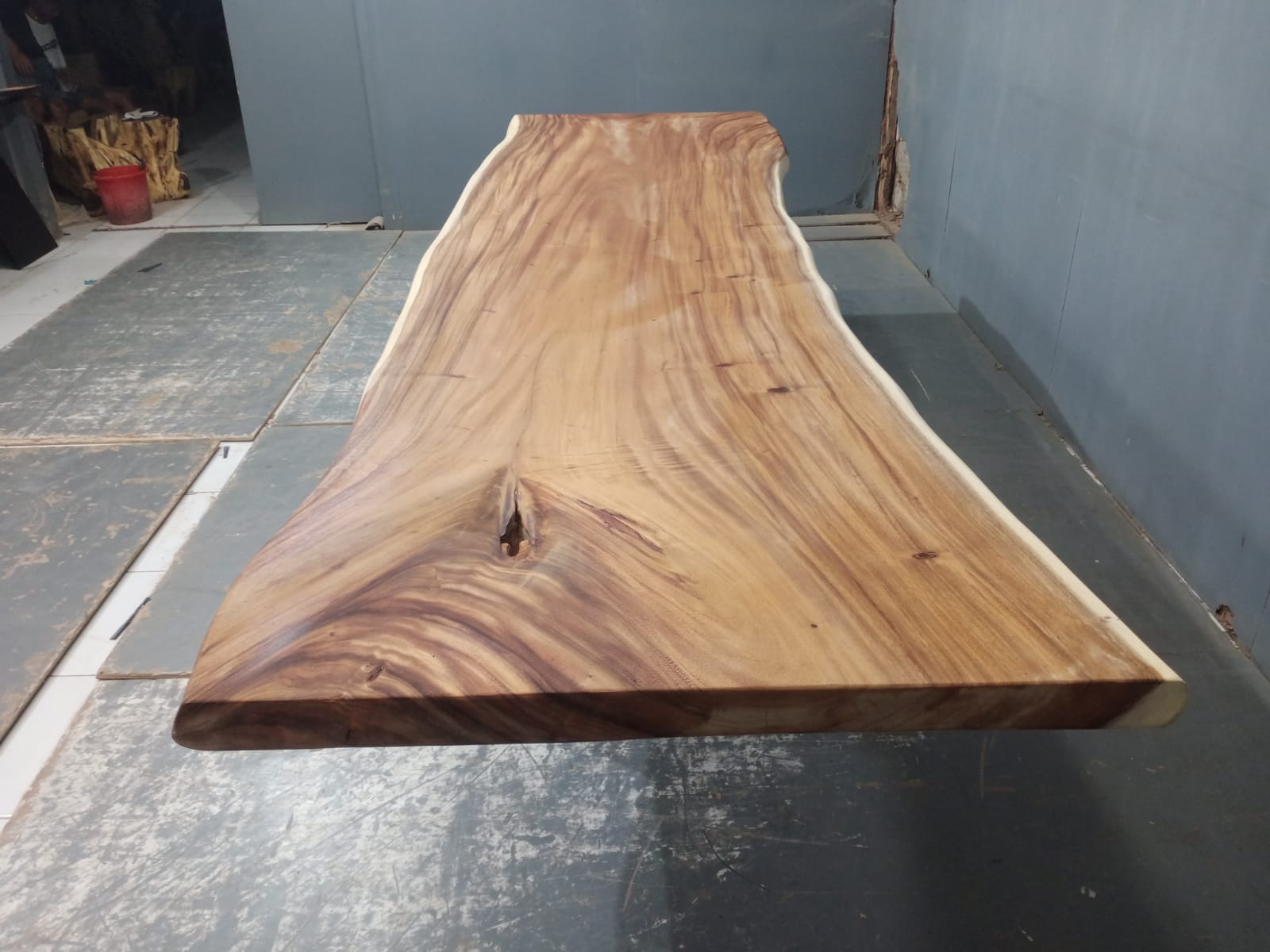 Live Edge Tables