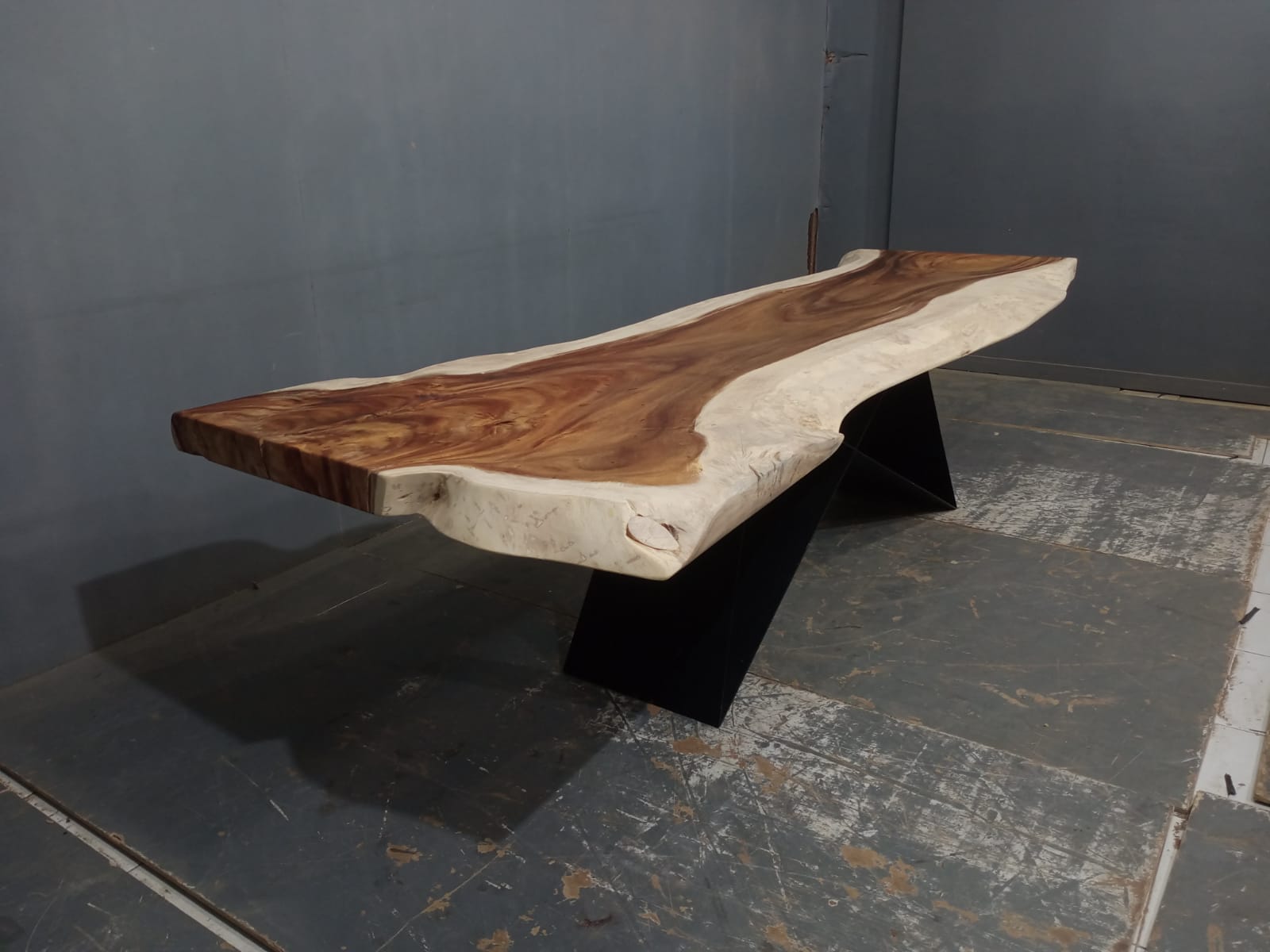 Live Edge Tables