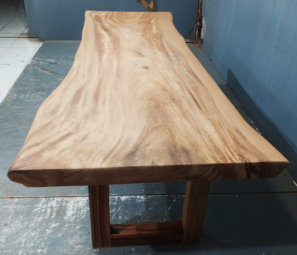 Live Edge Tables