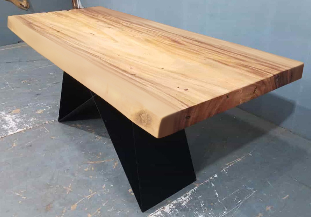 Live Edge Tables