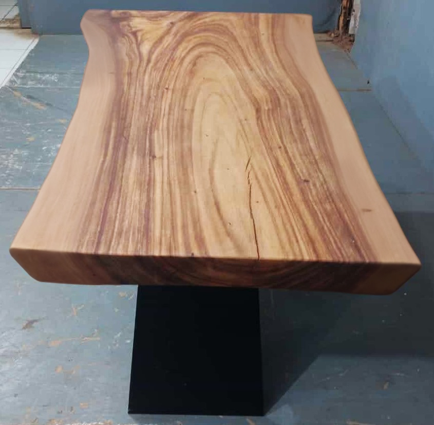 Live Edge Tables