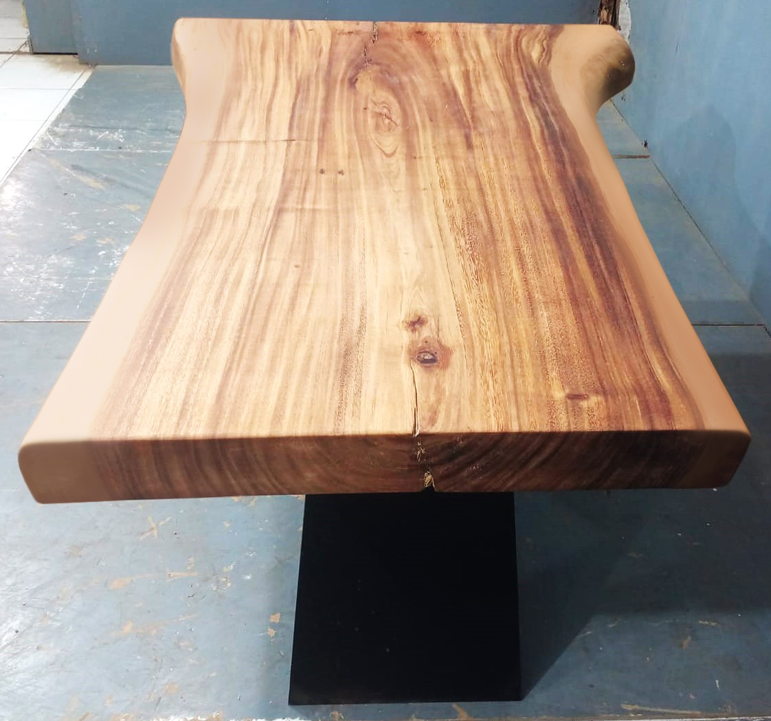Live Edge Tables