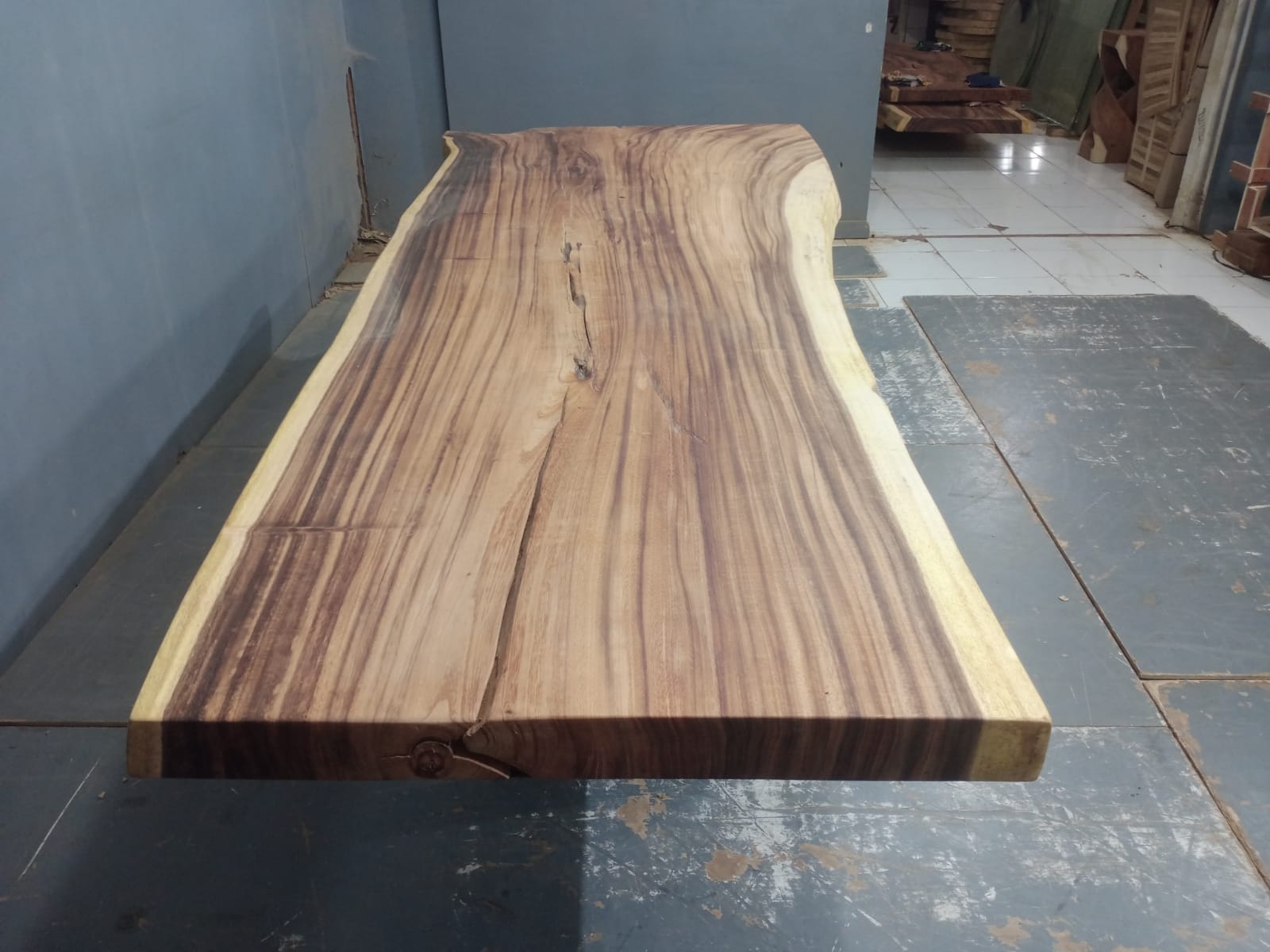 Live Edge Tables