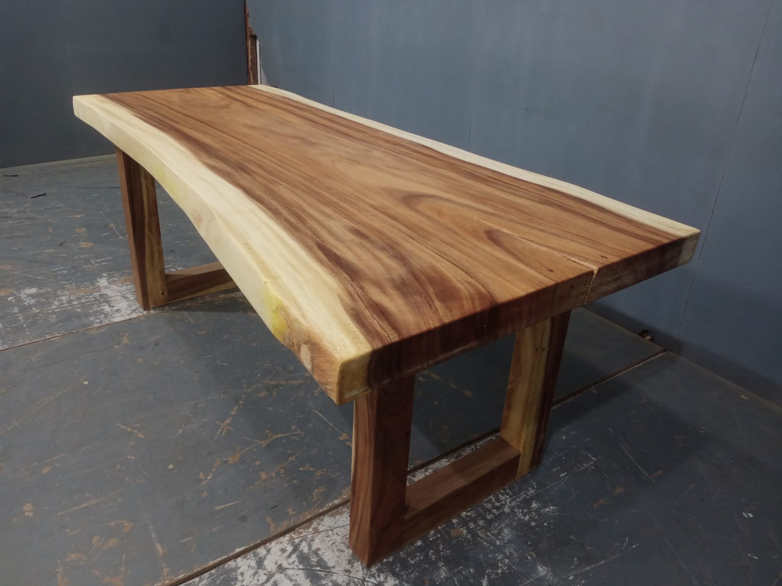 Live Edge Tables