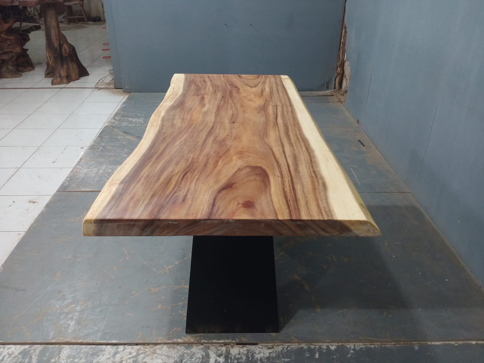 Live Edge Tables