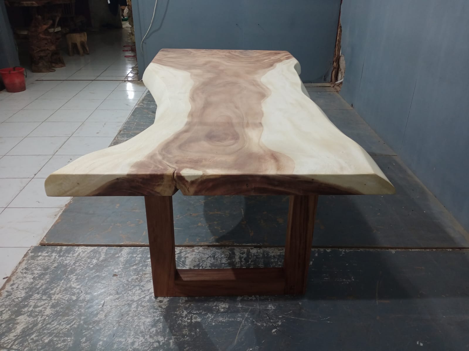 Live Edge Tables