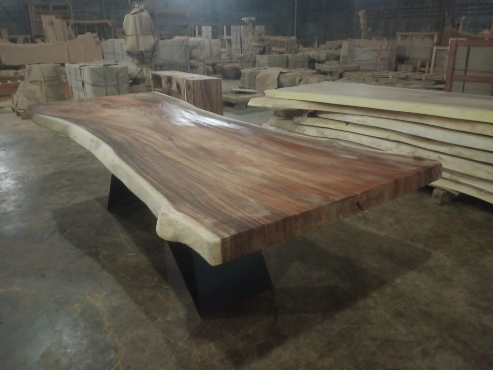 Live Edge Tables