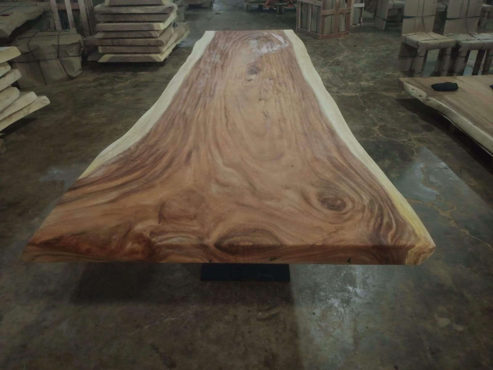 Live Edge Tables