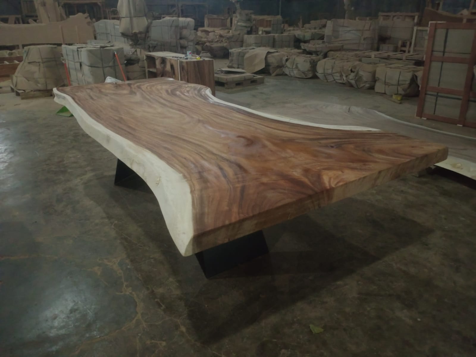 Live Edge Tables