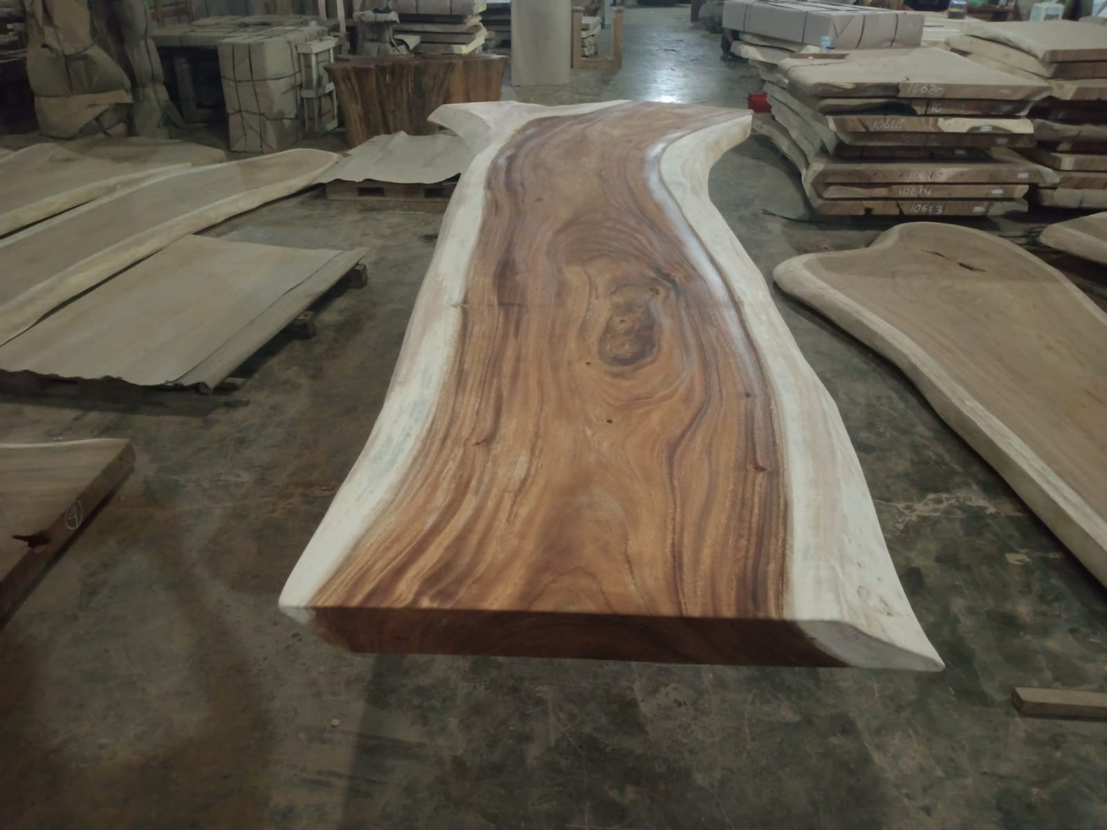 Live Edge Tables