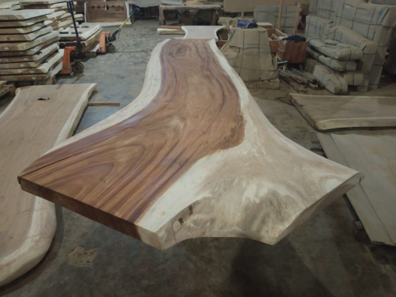 Live Edge Tables