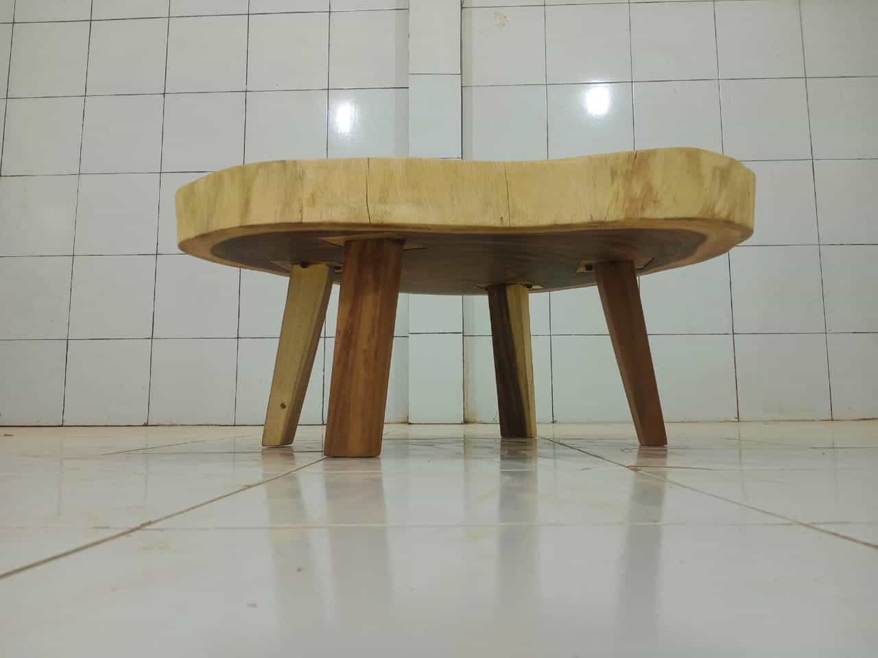 LIVE EDGE TABLES
