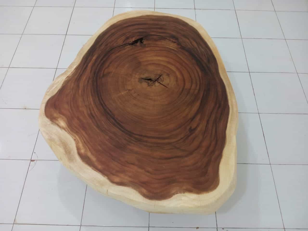 LIVE EDGE TABLES