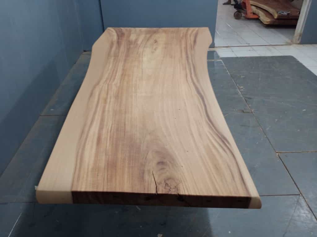 Live Edge Tables