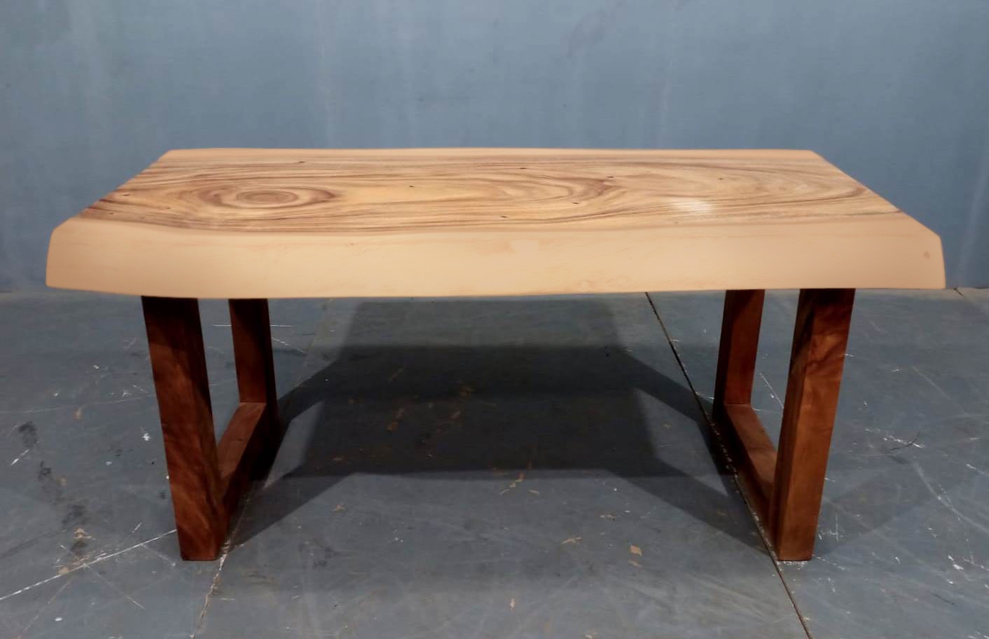LIVE EDGE TABLES