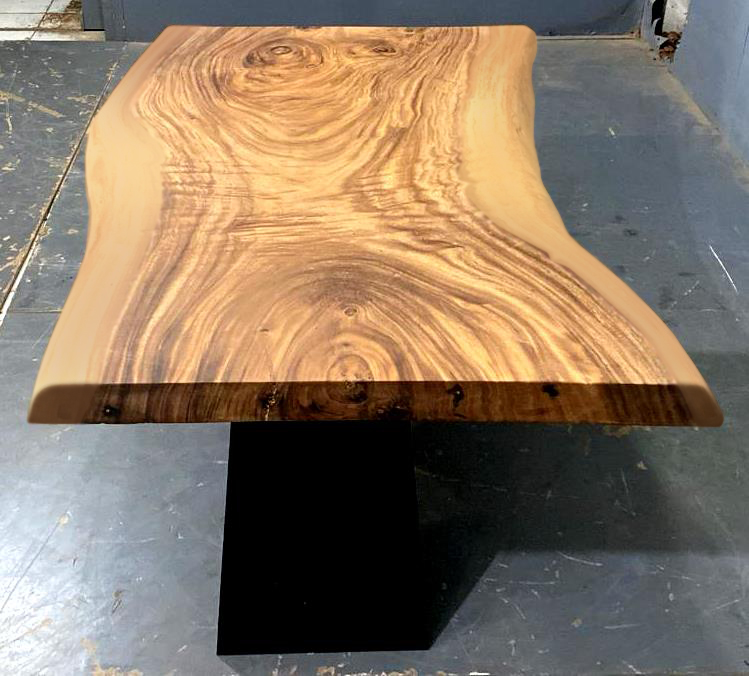 LIVE EDGE TABLES