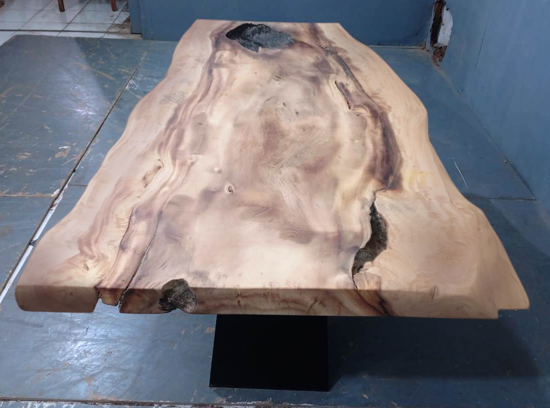 Live Edge Tables