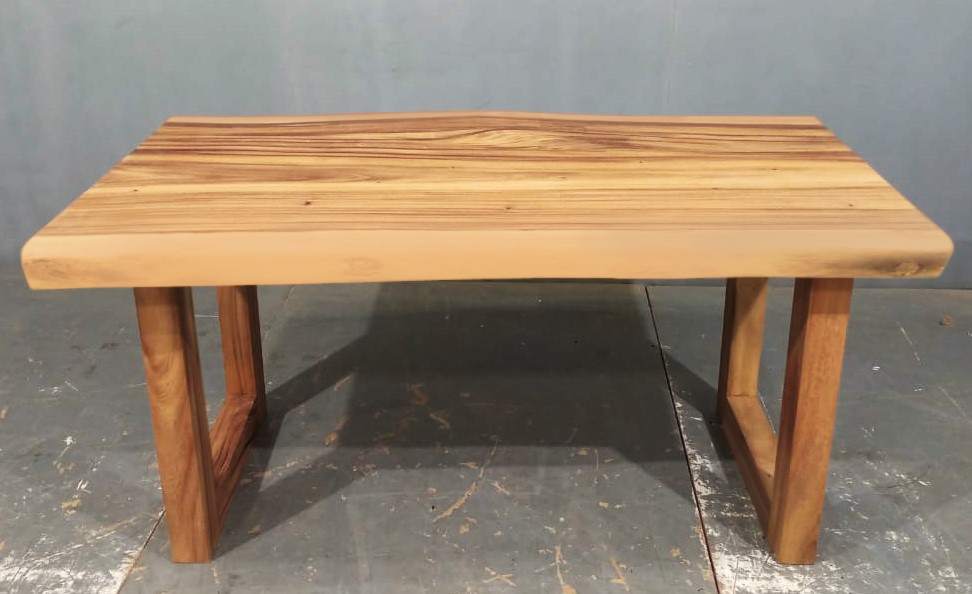 LIVE EDGE TABLES