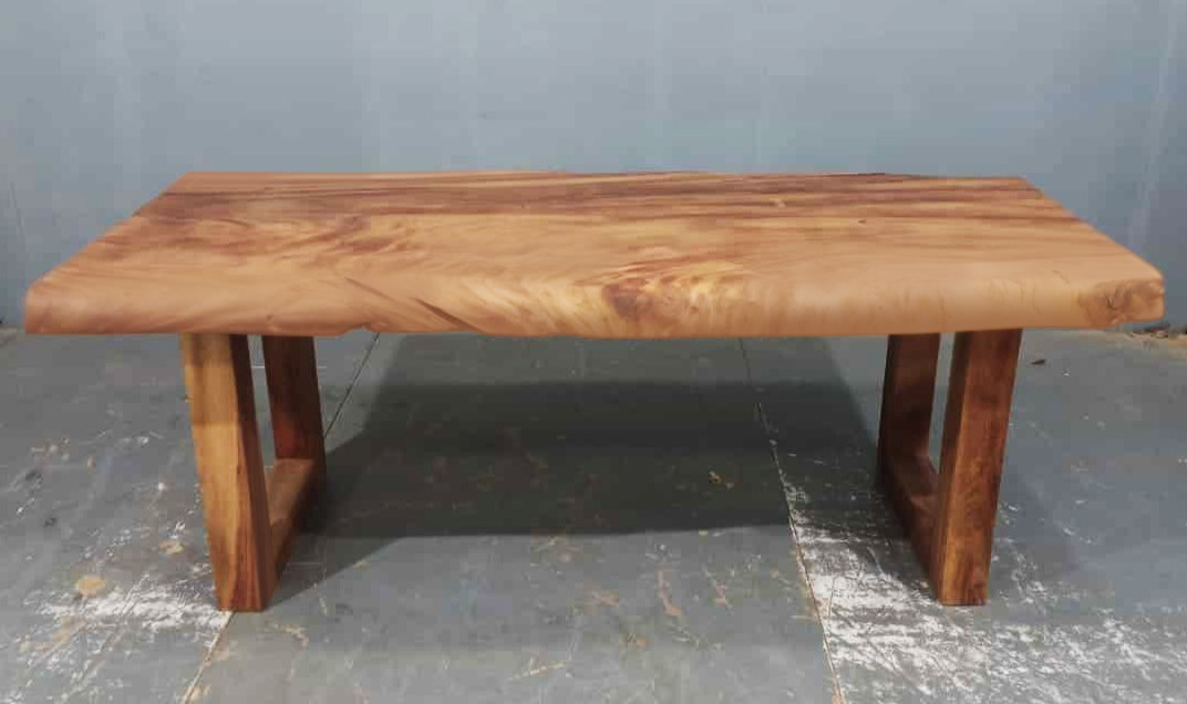 LIVE EDGE TABLES