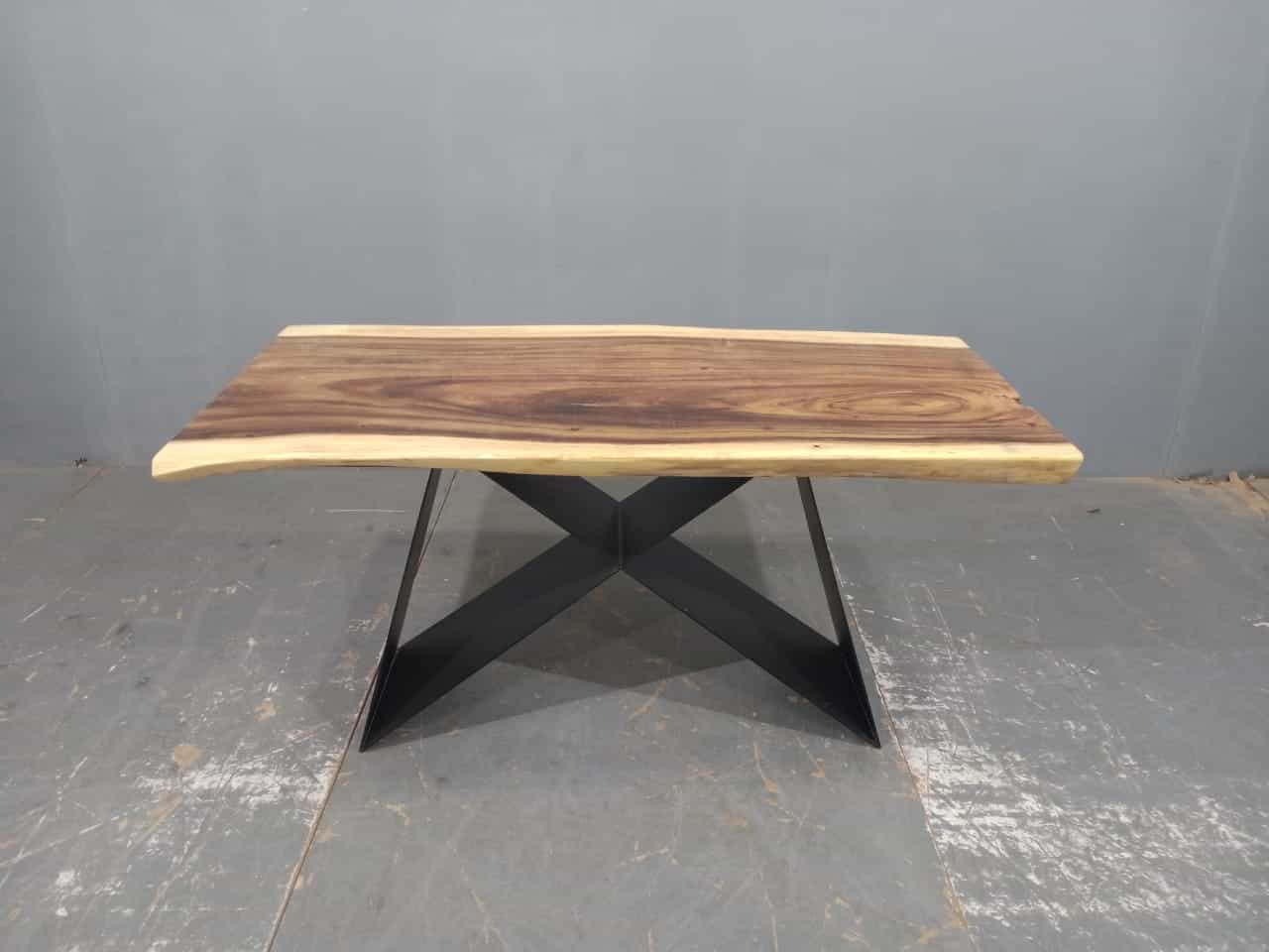 LIVE EDGE TABLES
