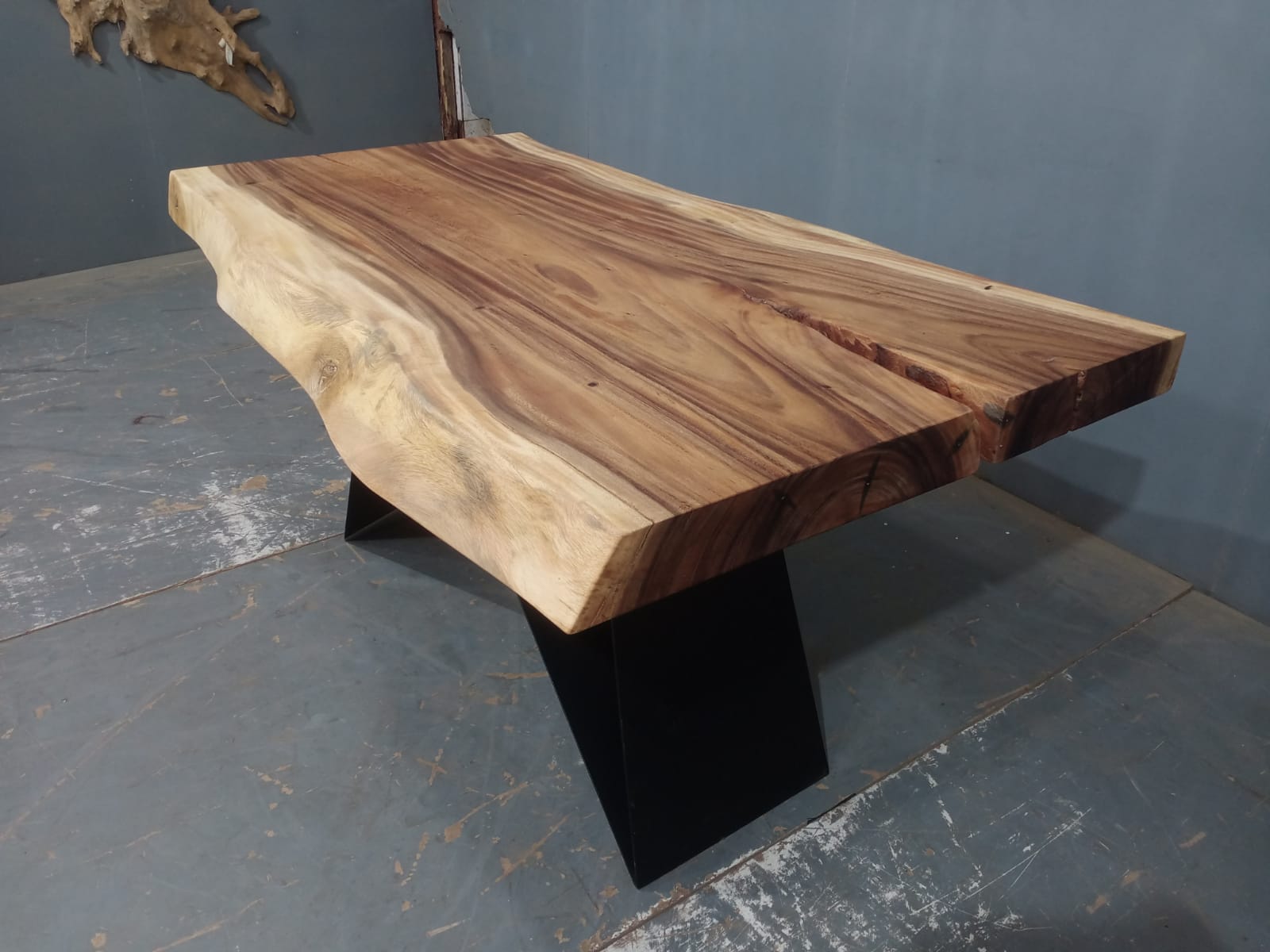 Live Edge Tables