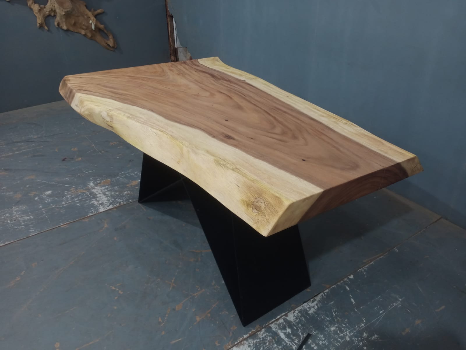 Live Edge Tables