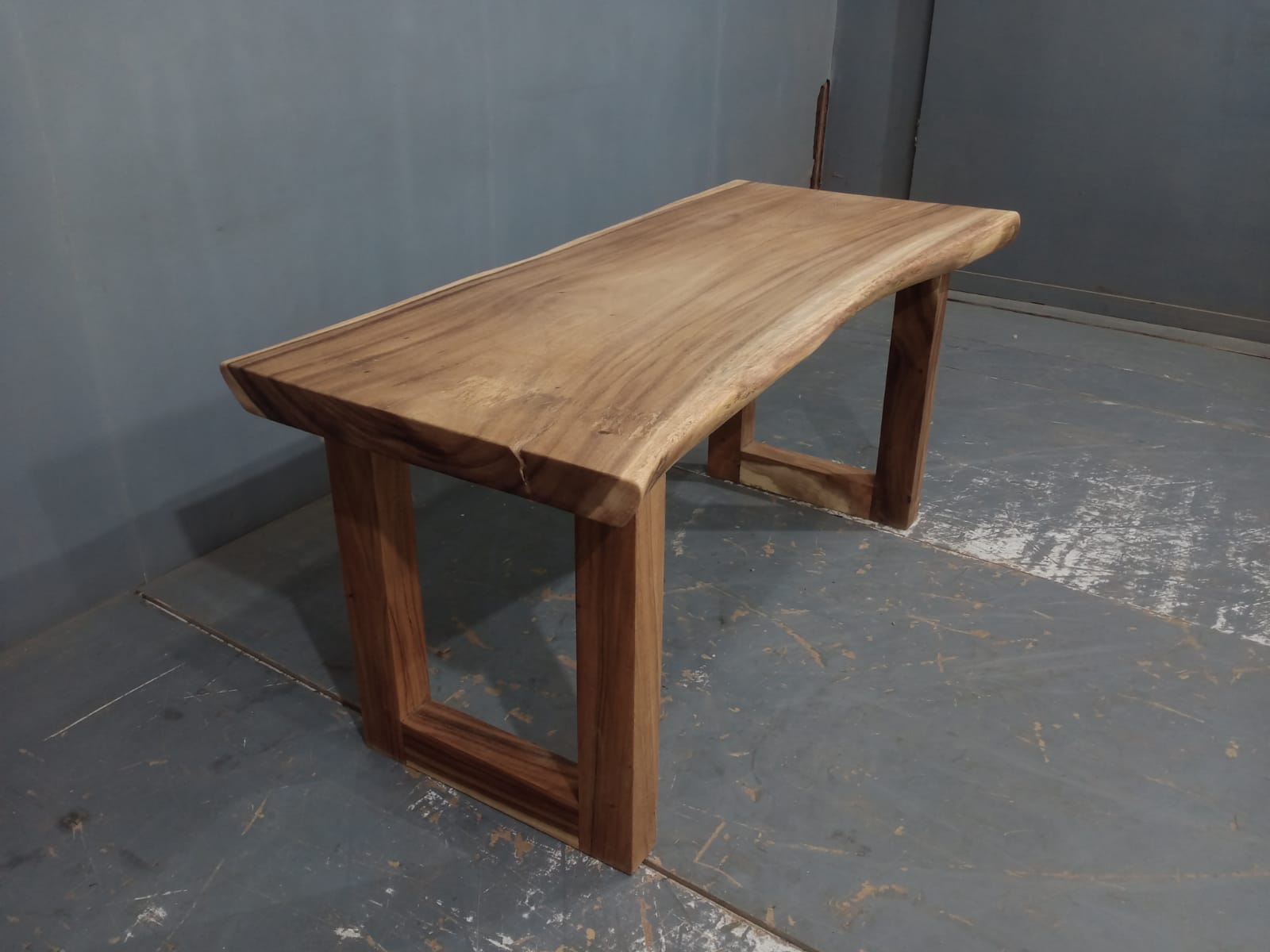 Live Edge Tables