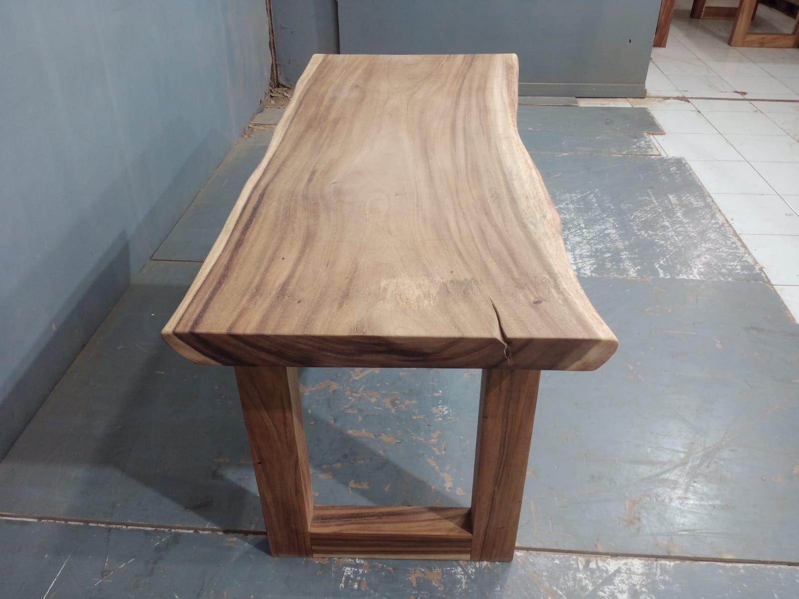 Live Edge Tables