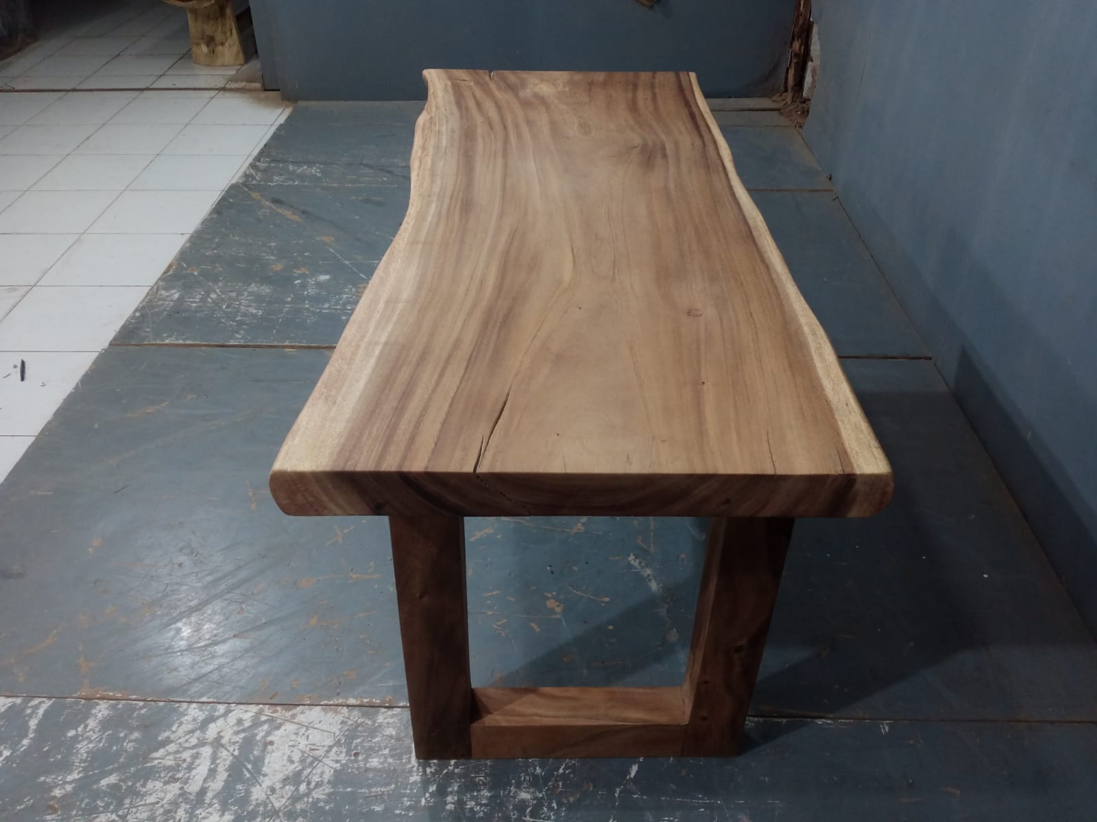 Live Edge Tables