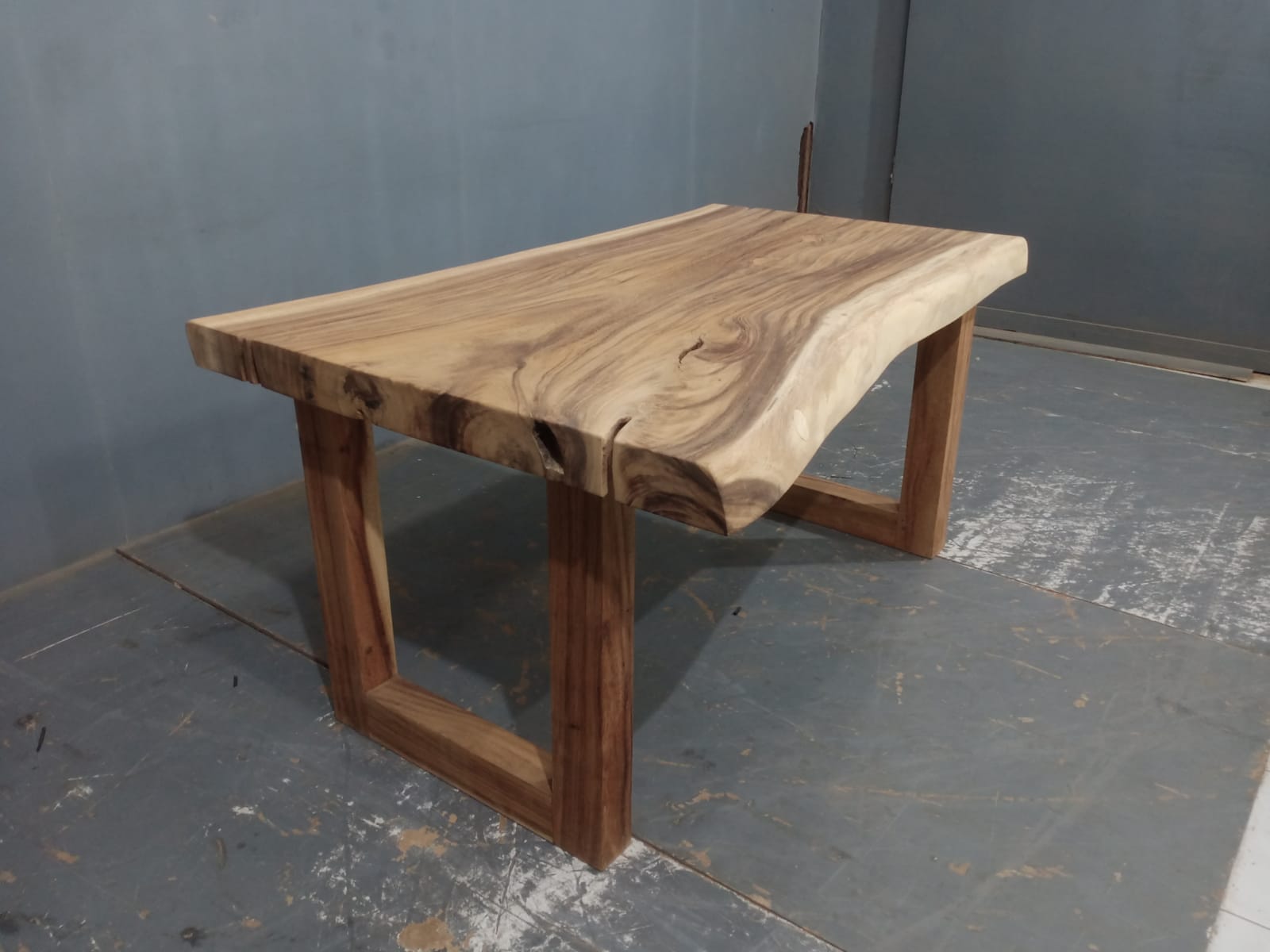 Live Edge Tables