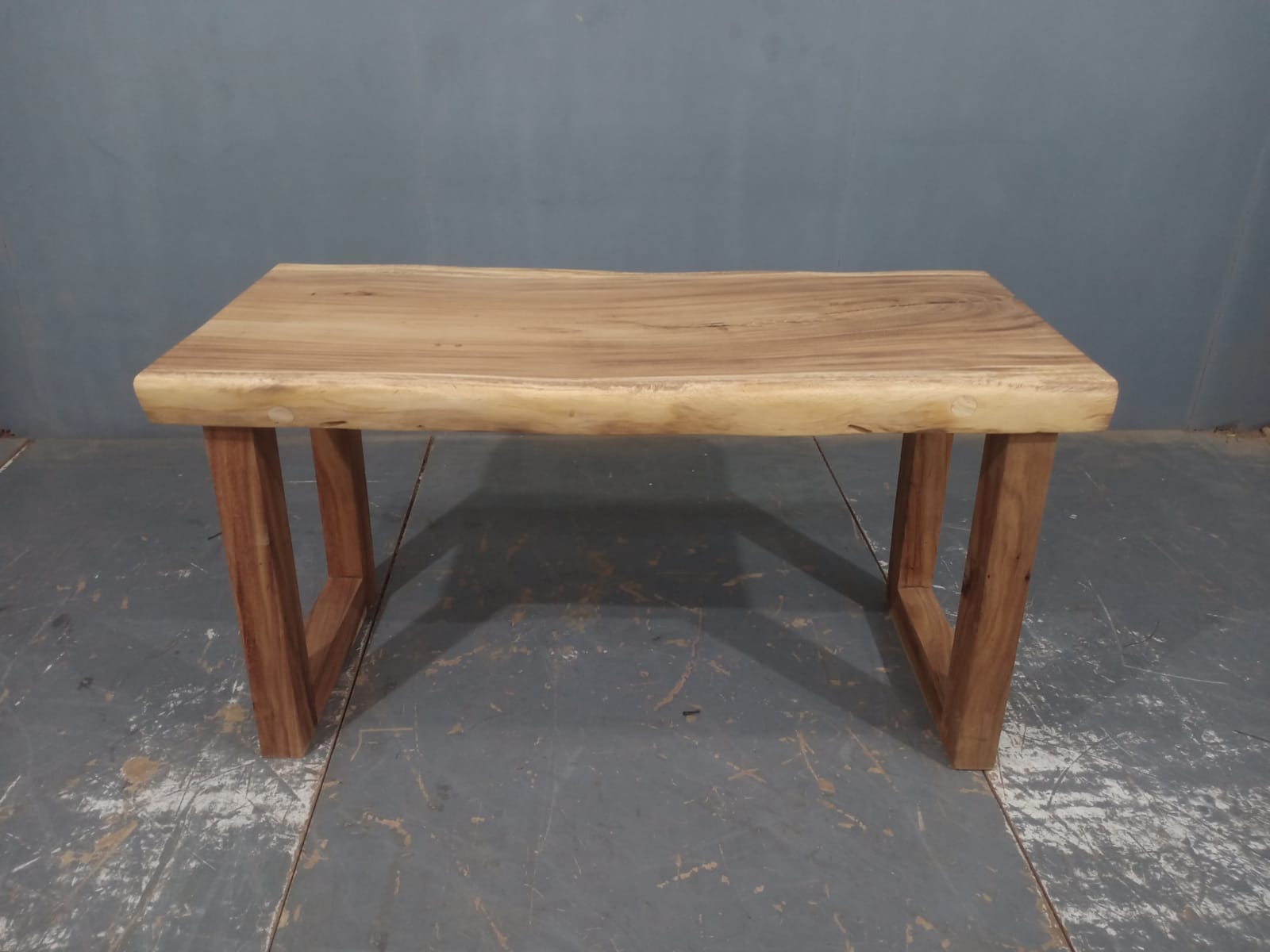 LIVE EDGE TABLES