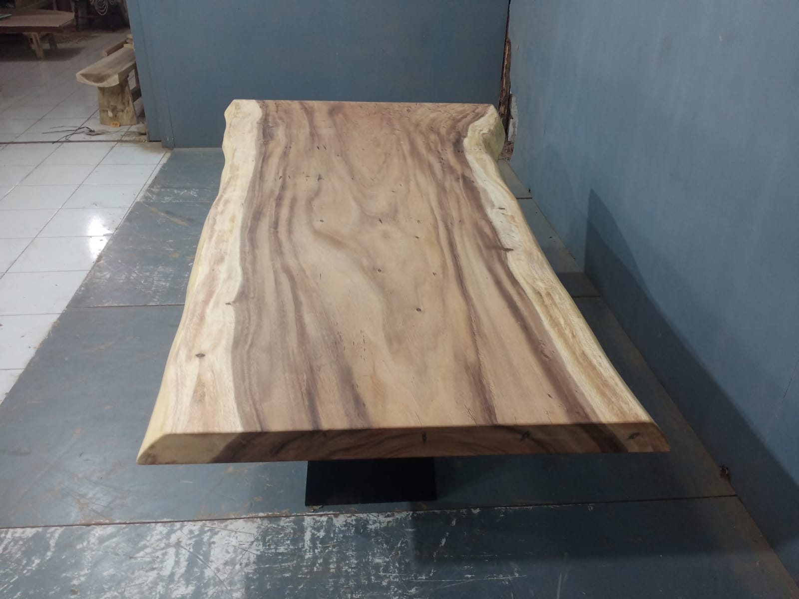 Live Edge Tables