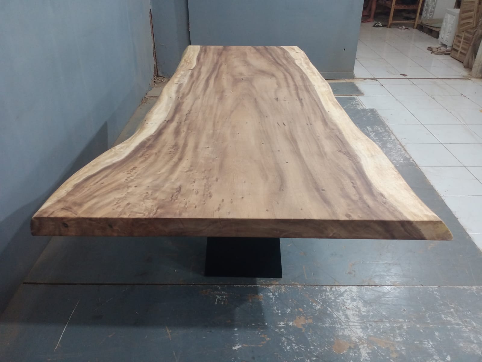 Live Edge Tables