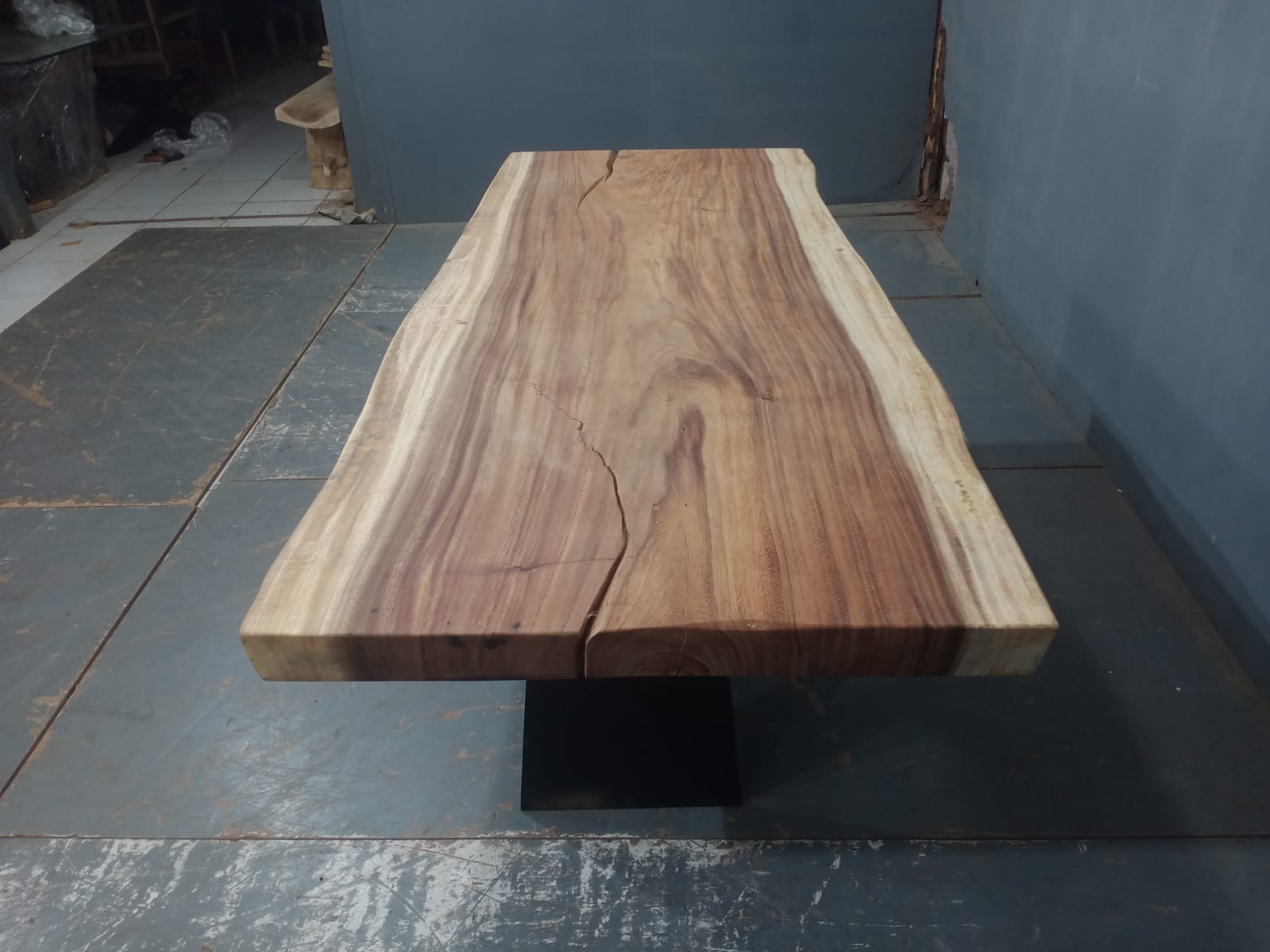 Live Edge Tables