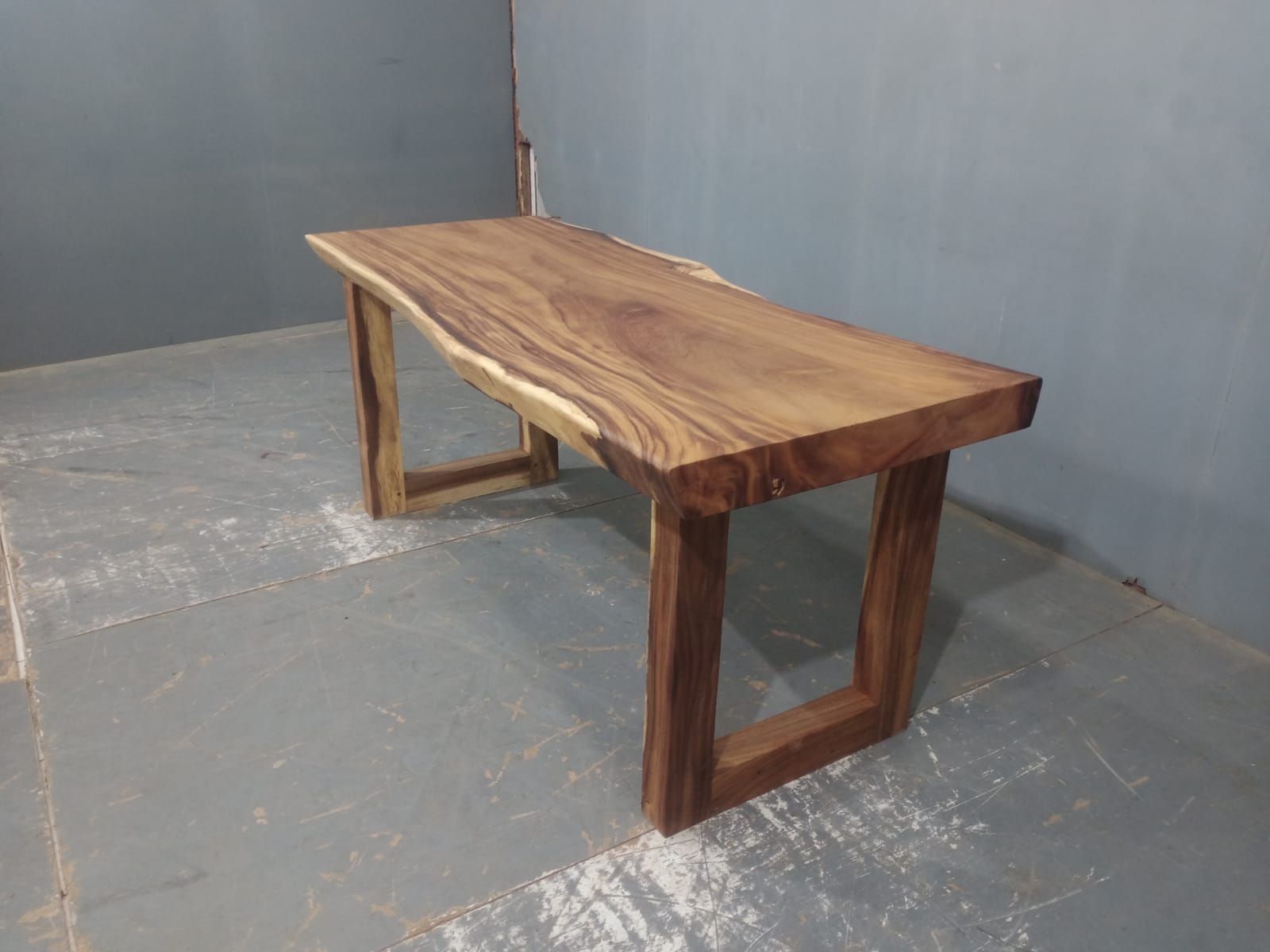 Live Edge Tables