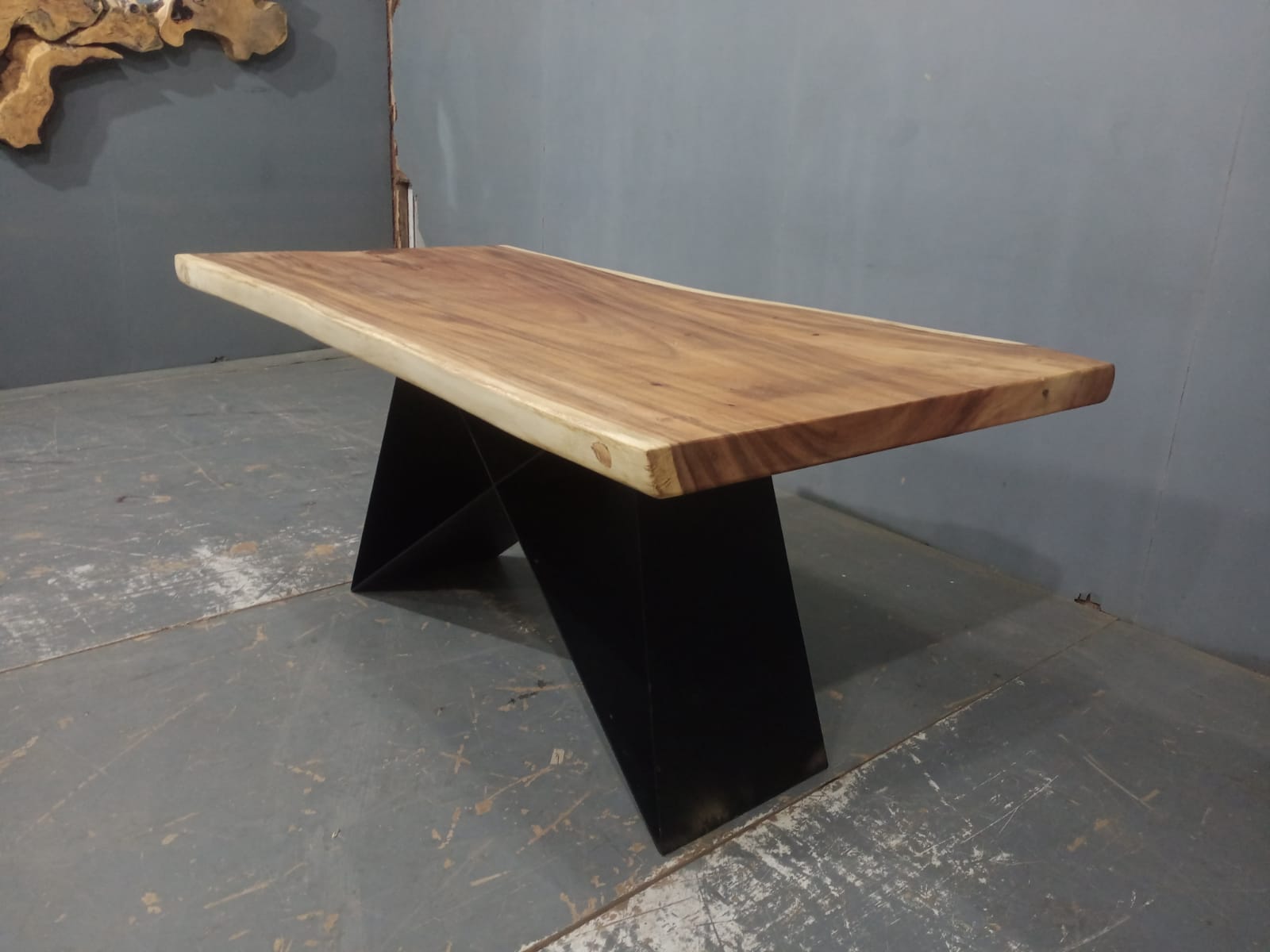 Live Edge Tables