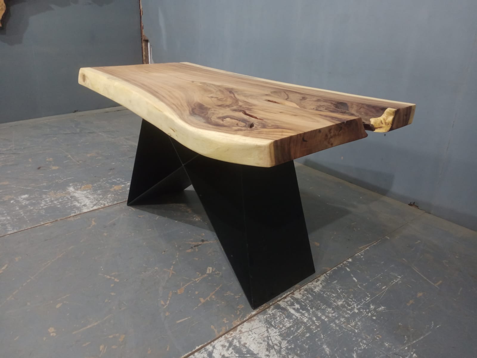 Live Edge Tables