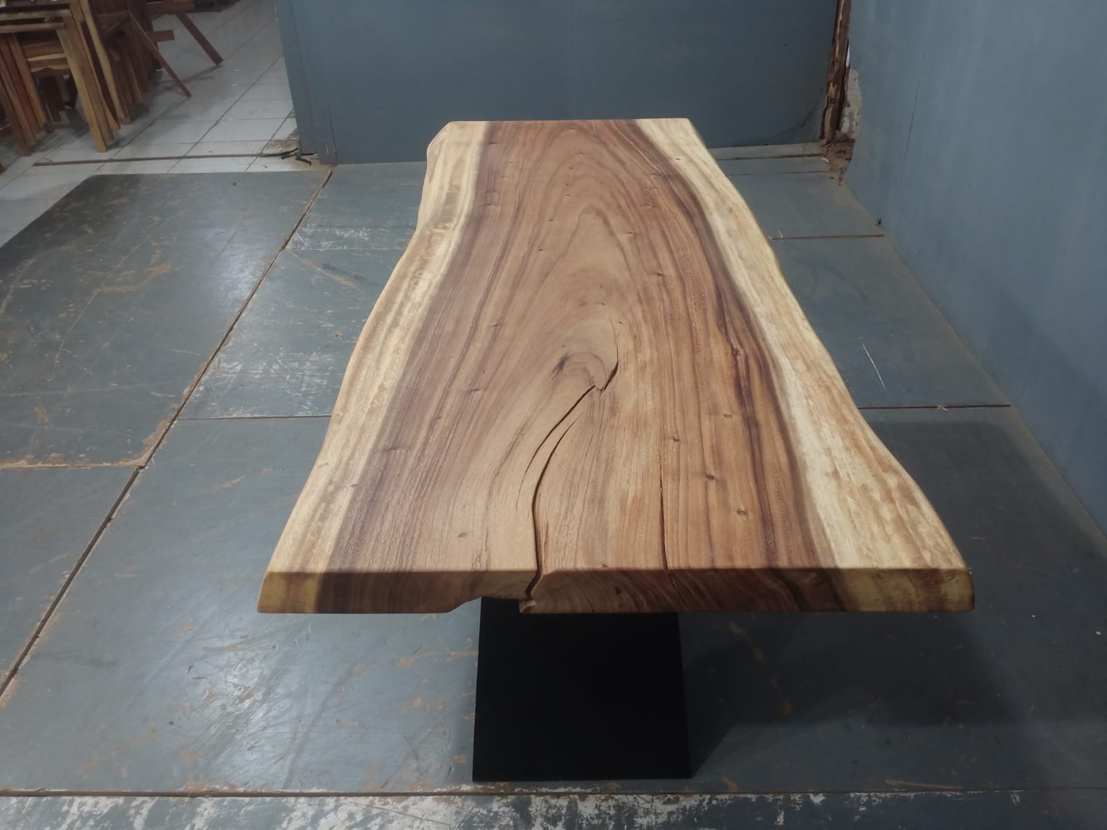 Live Edge Tables